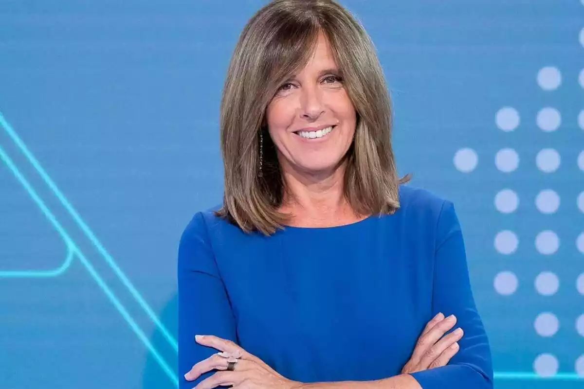 Ana Blanco, periodista de RTVE, sonriendo