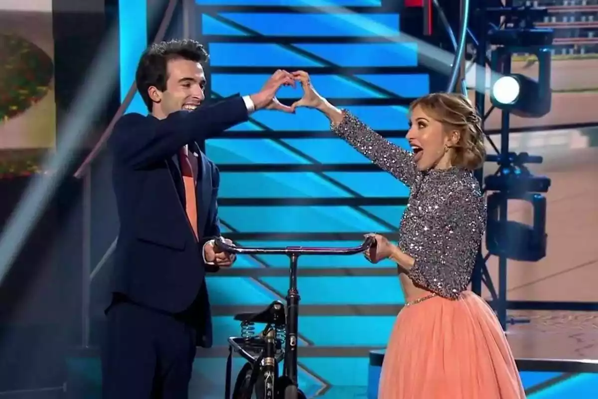 Captura de Bruno Vila con su bailarina en Bailando con las Estrellas