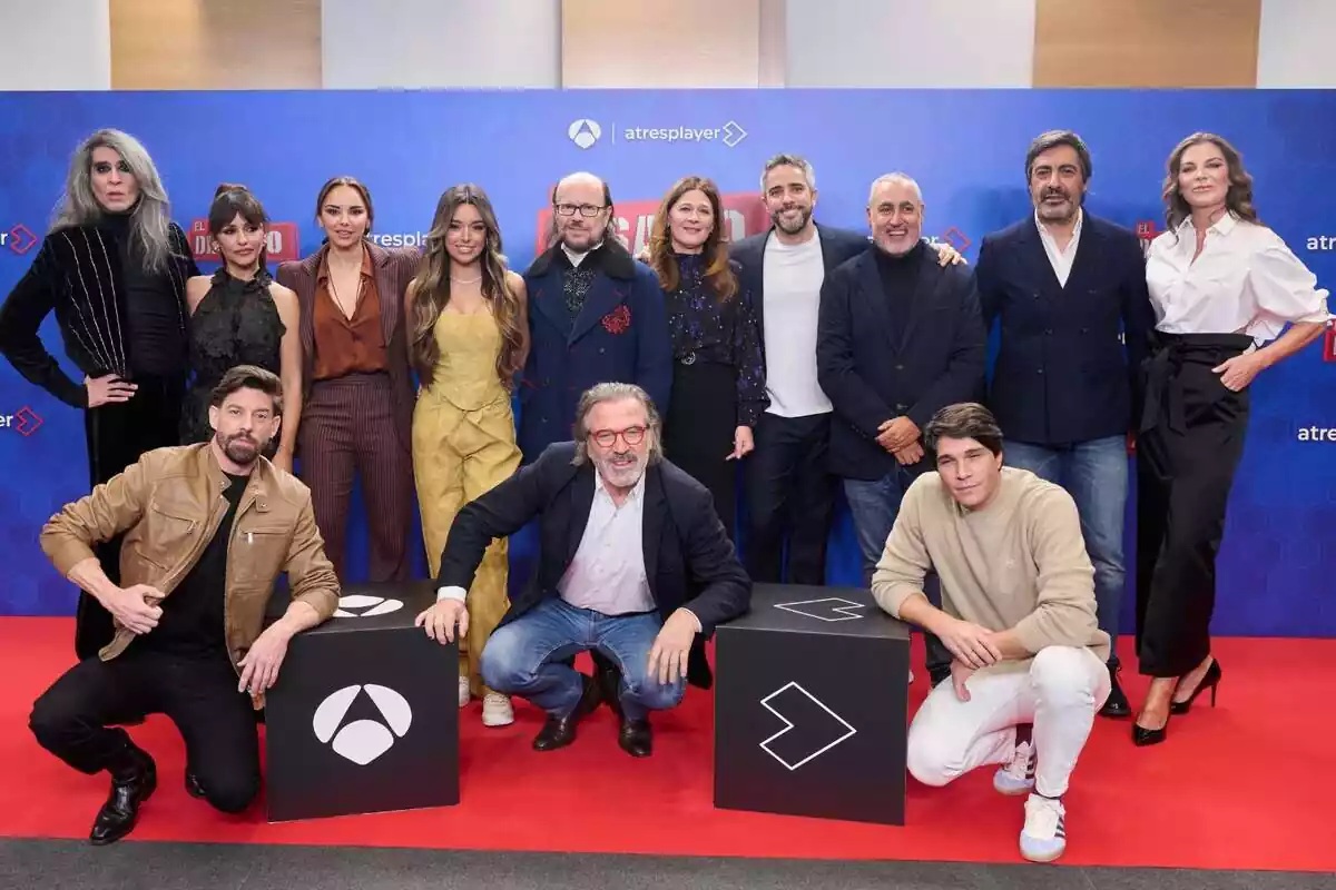 Fotografía grupal del casting de El Desafío de Antena 3 en la rueda de prensa