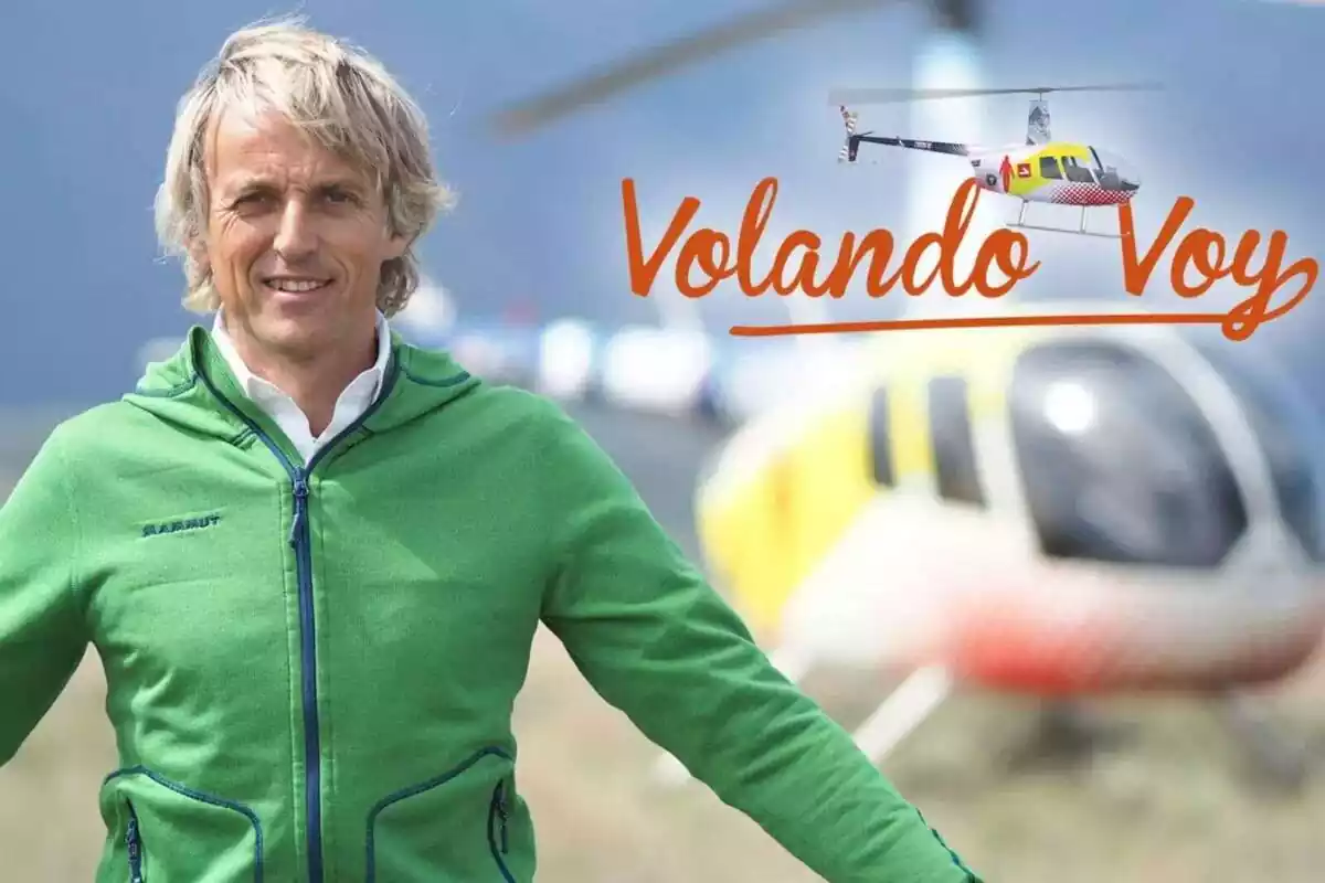 Jesús Calleja con el logo de Volando Voy de Cuatro