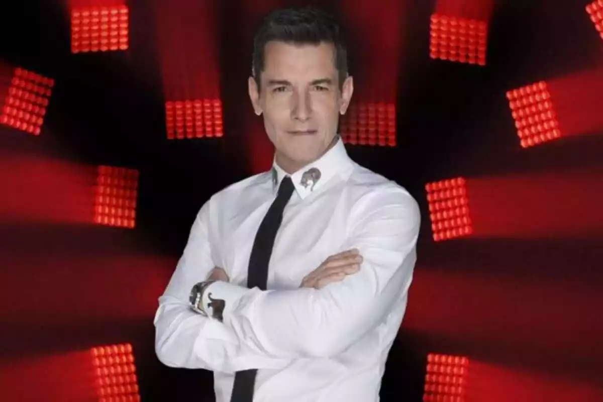Posado de Jesús Vázquez como presentador de Factor X en Telecinco