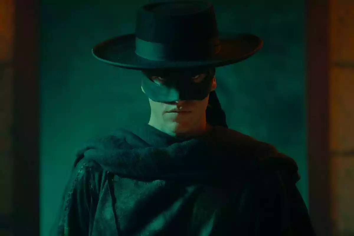 Fotografía de Miguel Bernardeau como protagonista de Zorro en Prime Video